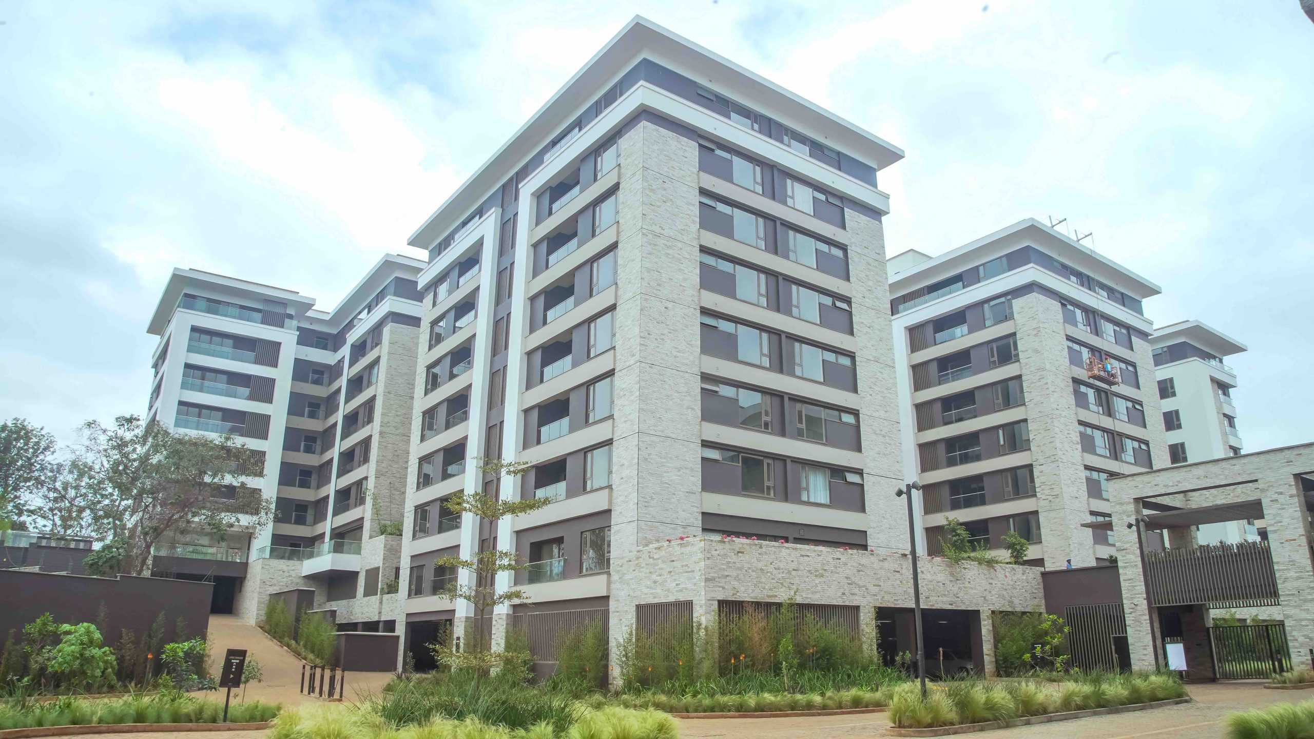 Enaki Mixed Development